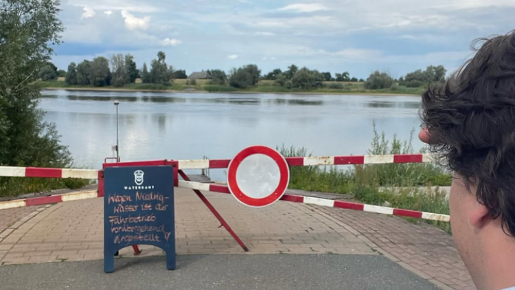 Cornelius Grimm Niedrigwasser Elbe